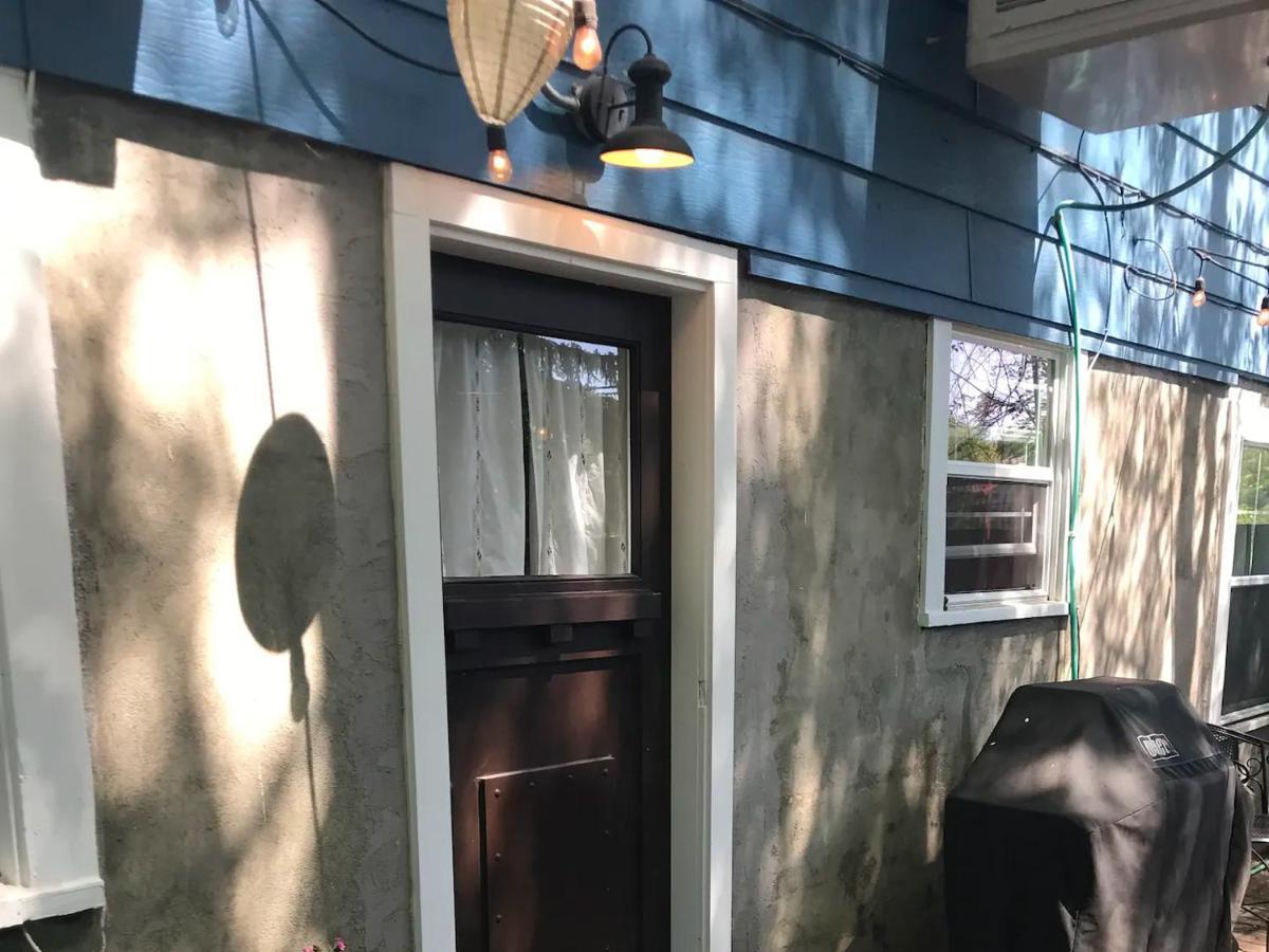 State Street Cottage, 1 Pullman