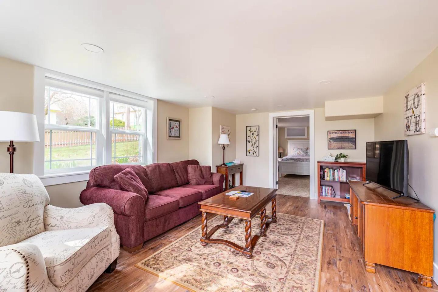 State Street Cottage, 1 *